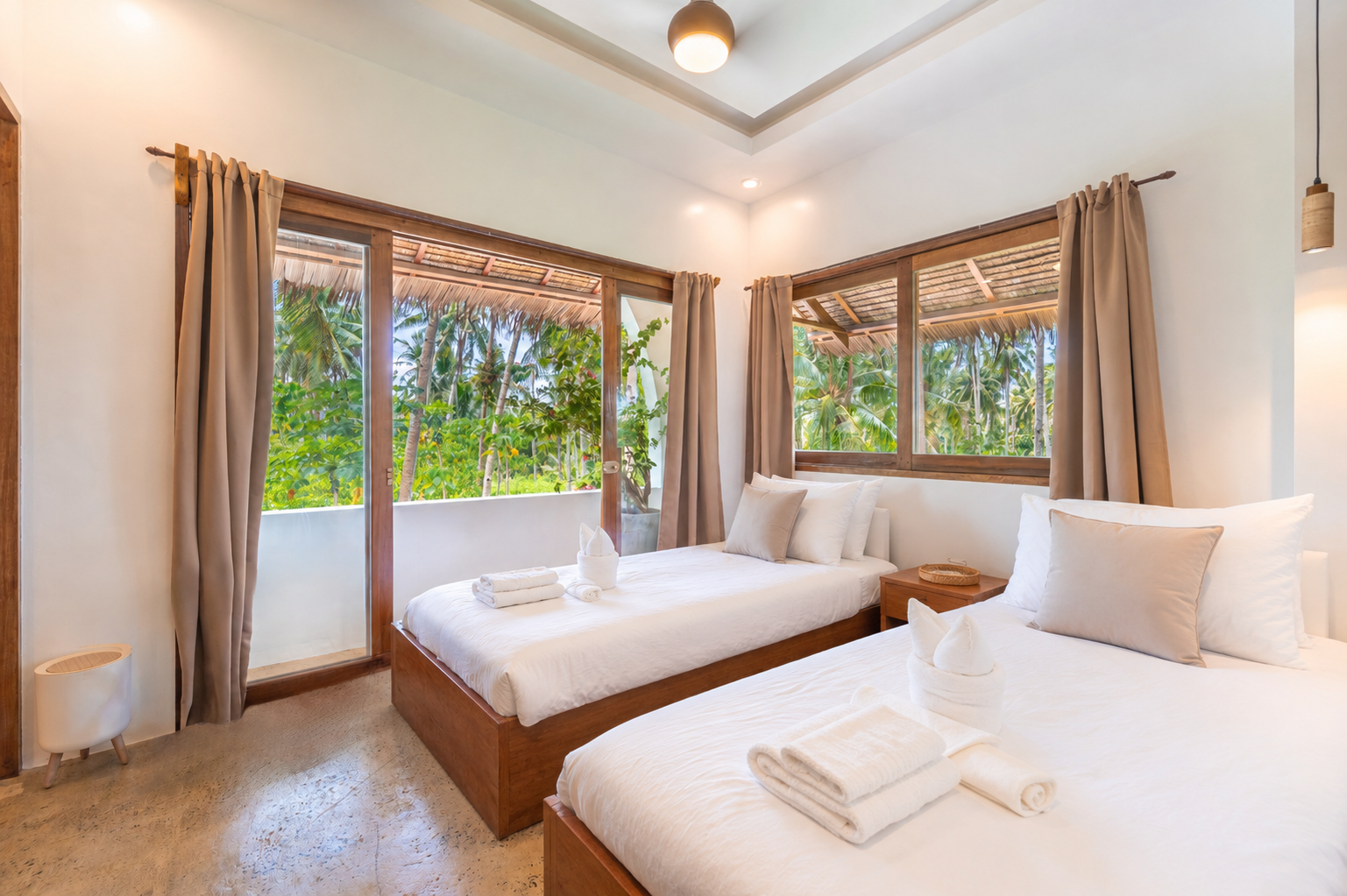 Mayari shared ensuite room at La Luna Villa