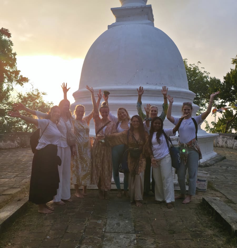 Soulshine Space retreat group in Sri Lanka